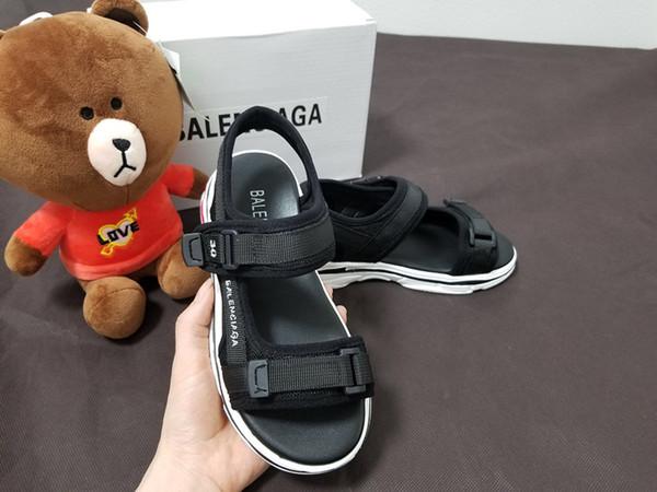 2019 Designer Kids Shoes Toddler Summer Sandal Children Sneakers Soft breathable Comfortable Baby Boys Girls Kid Beach Shoes