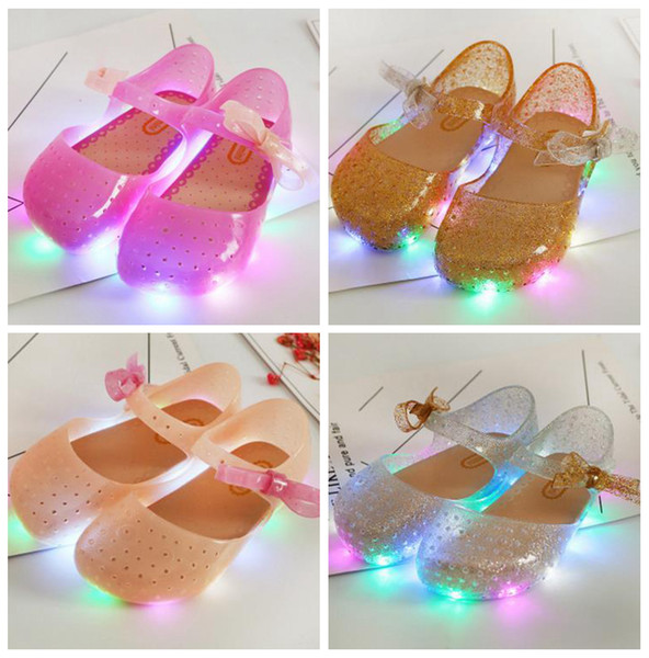 Girls LED Light Sandals Kids Bow Led Lights Shoes Toddler Jelly Shoes Baby Butterfly Summer Beach Shoes Child Fashion Clogs 4 Designs LDH06