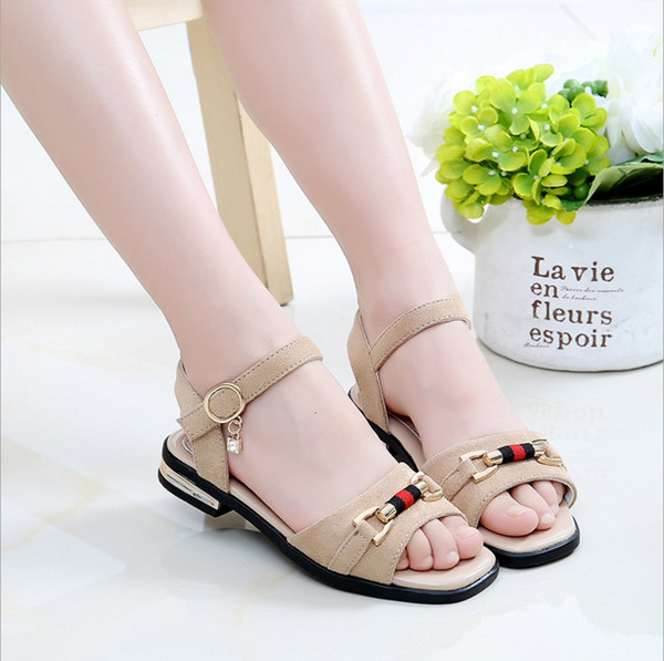 Girls shoes cool 2018 new wave Korean version of the summer children girls small high-heeled princess children's sandals female