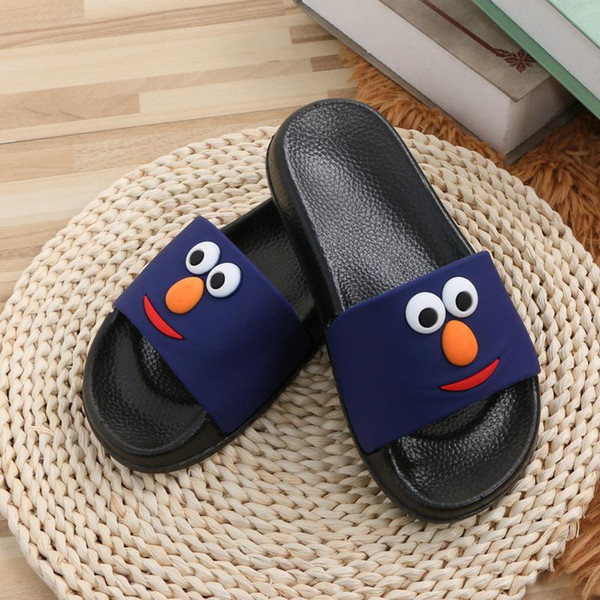 New cartoon boy and girl children's slippers cute wild beach sandals and slippers non-slip sand word for kids Stylish