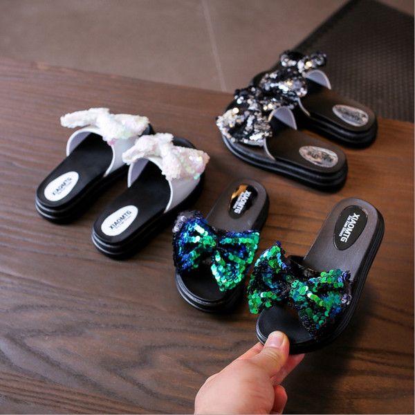 Little boy children's shoes 2018 summer children's leisure bow scales flash slippers girls students beach sandals