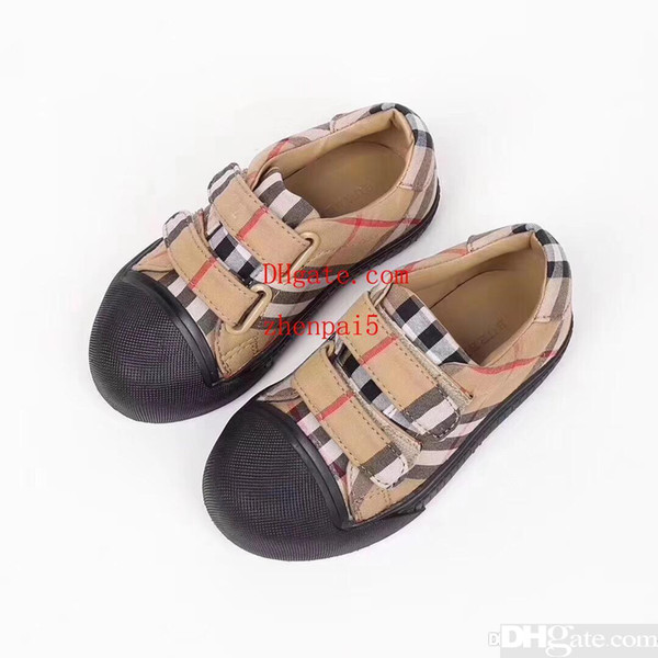 New kids Sandals 2019 Summer Children Loafers Soft-soled Anti-skid Sandals Hot Sale New Brand Letter Casual Children Flat Shoes TO-ds20