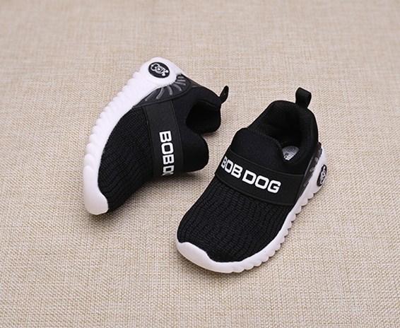 2018 new children's white sports shoes girls white shoes kindergarten boys casual travel shoes students wave Sneakers