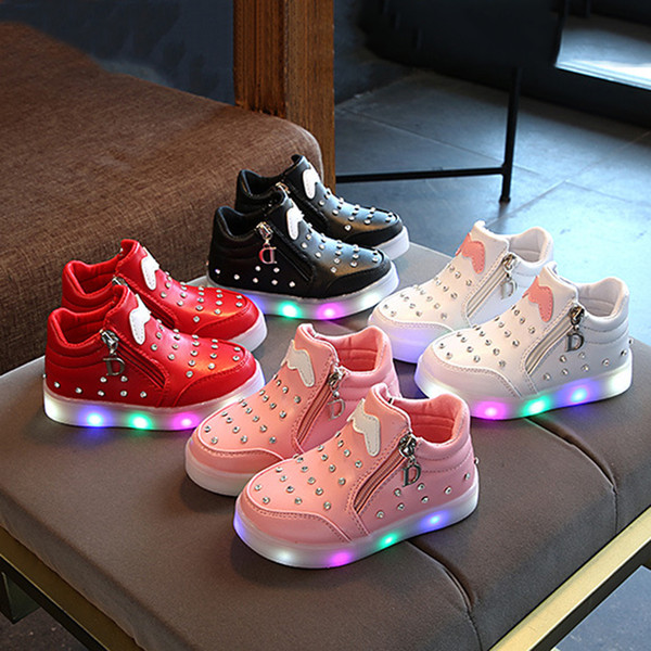 2018 Spring and Autumn Korean Children's Sports Lights Shoes Child Diamond Cartoon LED Luminous Soft Bottom Girls Shoes