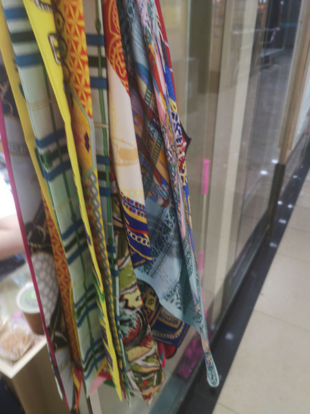 Free Delivery Quality 2019 Never Stop Producing All Luggage Accessories Silk Scarf Female Surrounding Scarf Can Knit Butterfly Knot Hair Sca