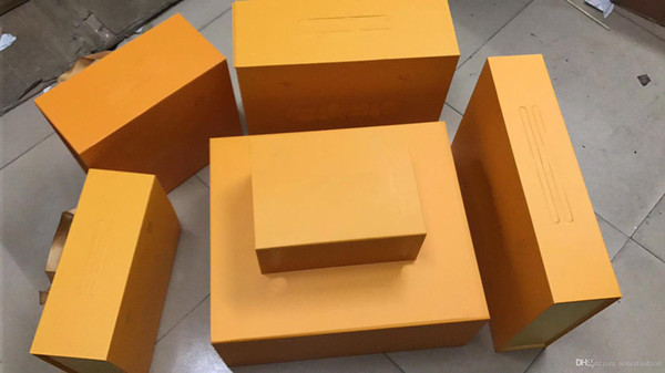 Factory wholesale designer lady bags box with different color name size and stuff for bags wallet scarf close free shipping