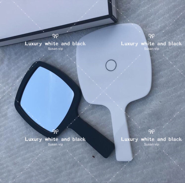 Fashion brand acrylic cosmetic Retro mirror fashion elegant hand mirror beauty makeup tool toiletry portable mirror boutique VIP Xmas gift