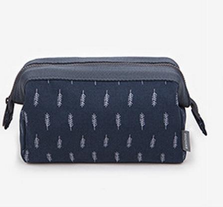 Multi-functional large-capacity travel storage bag women's wash waterproof cosmetic bag shockproof and anti-fall portable pack Pouches