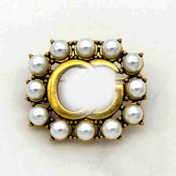 14K Gold Hollow Letters Brooch Crystal Pearl Scarf Clips Brooches Women Girl Suit Hat Bag Accessories Jewelry