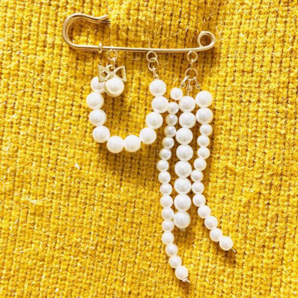 Trendy Multilayers Pearl Tassel Brooches Corsage Gold Tone Paperclips Brooch Pins Women Girl Suit Bag Accessories Jewelry