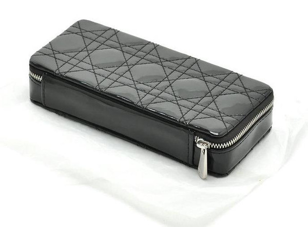 AC403 Fashion VIP GIFT patent leather BLACK Quilted thread Cosmetic MakeUp Organizer Storage Bag box