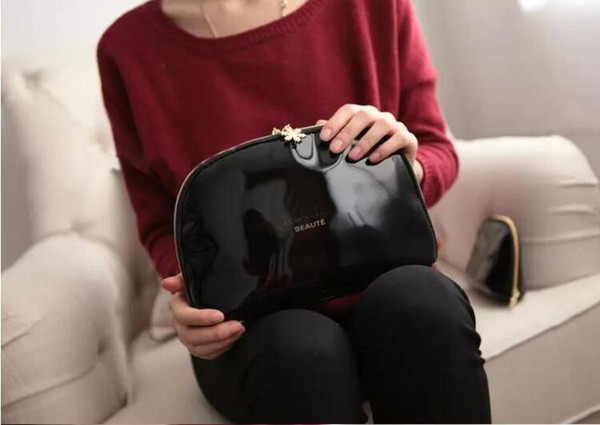 Fashion Designer Women Patent Leather Cosmetic Bag Ladies Portable Travel Waterproof Shell Washing Bag Storage Bag