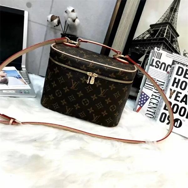 Sale cheap classic fashion style brown women's cosmetic bag high quality free shipping ladies popular handbags