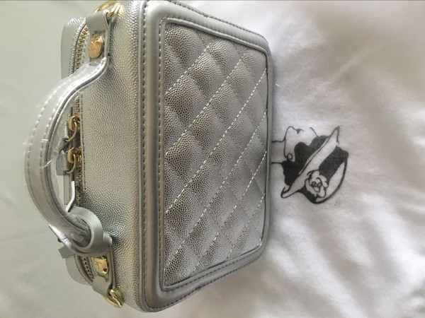 New fashion designer hanbags totes clutch good quality cavier leather famous luxury bags cosmetic bags crossbody bag