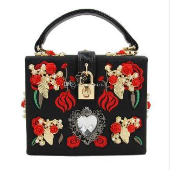 High-quality tassel Rose Upscale Diamond Beaded Handbag Celebrity 2018 New Evening Flannel Fashion pearl Wedding Flowers Party Lady bags 271