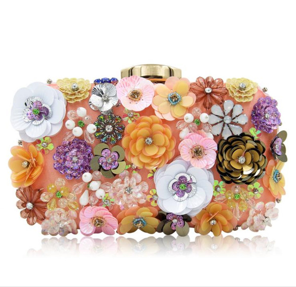 High-quality Rose Upscale Diamond Beaded Handbag Celebrity 2018 New Evening Fashion pearl Wedding Flowers Party Lady bags D418