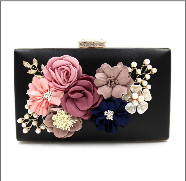 2017 New Flowers Dinner bag Glass Beads Embroidery Handbag Diamond package pearl Evening bag Fashion Wedding Party Lady bags