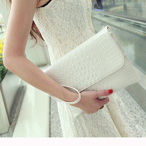 Fashion style leather envelope ladies clutch shoulder bag zipper closure crocodile pattern evening bagSuitable for multiple occasions