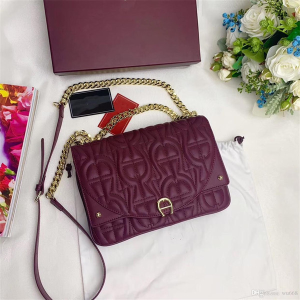 2019 explosion party dinner bag, fashion, with exquisite handwork and high-quality materials, exquisite shoulder bag, converted into a cross