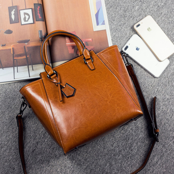 Women's bags of new uni-shoulder bag ladies hand shoulder bag with a single shoulder bag of cool style