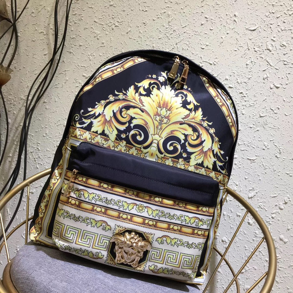 2019,fashionable men andwomen G bag, leather,top quality,single shoulder bag,double shoulder bag,handbag,model 5243,size 33cm42cm15cm