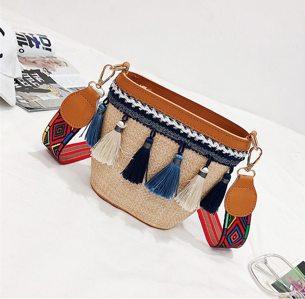 Women fashion beach Straw bags Boho New Chic Handmade colorful tassel Ethnic Bohemian Bucket bag Handbag Summer holiday seaside Shoulder Bag