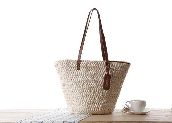 New one-shoulder straw bag simple fashion woven bag casual beach bag