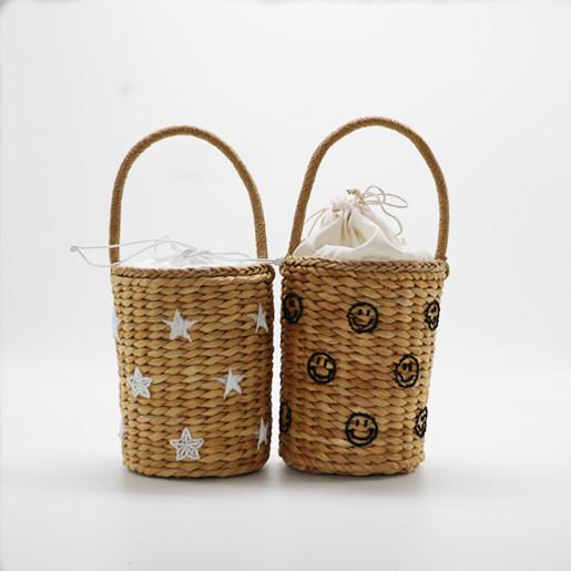 2018 new Korean style fashion drum straw bag environmental embroidery embroidery handbags shoulder slung handbag wholesale