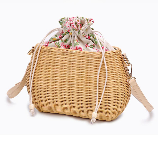 Women's Vintage Bag Single Shoulder Bag Messenger Hand-Woven Rattan Tassel Bag Bohemian Style Beach Bags 3 Colors