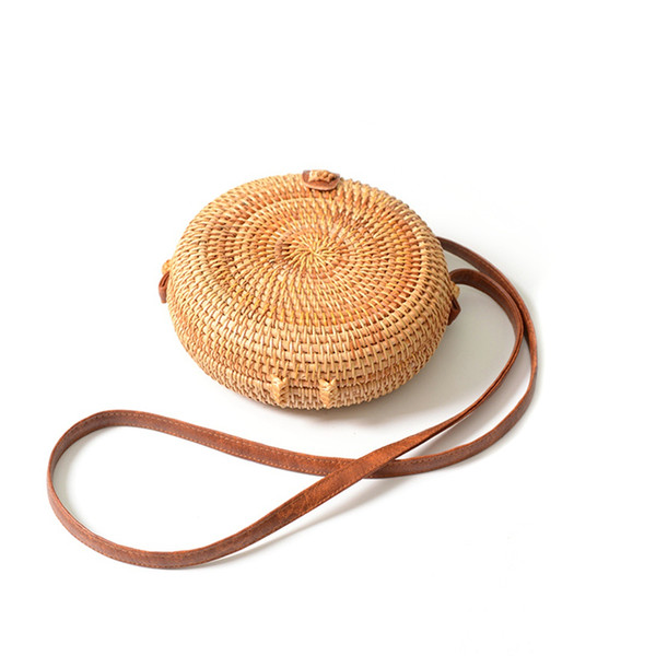 DCOS INS new ladies hand-woven bag round rattan retro literary hand-woven leather buckle package Bohemia Beach Messenger bag