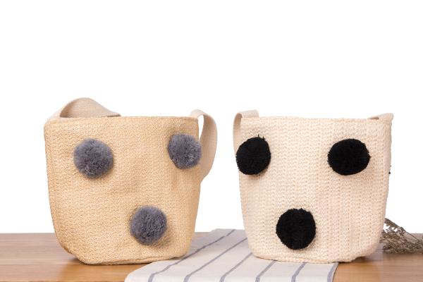 Wholesale and retail new straw bag cute sweet hair ball beach bag woven bucket handbag