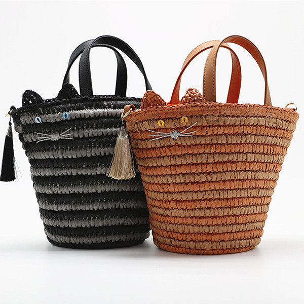 Wholesale 2018 Europe and the United States new fashion simple environmentally friendly straw bag portable woven shoulder beach bag