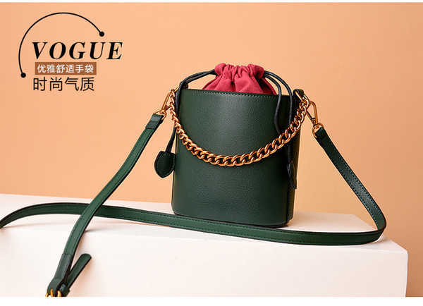 2018 Spring And Summer New Fashion Bucket Bag Leather Handbags Cowhide Simple Contrast Color Shoulder Slung Ladies Bag