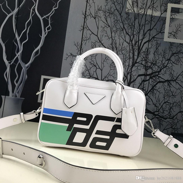 Designer handbags ladies handbags one shoulder diagonal leather mini handbag silk screen graffiti fashion bag 2019 early spring new luxury b