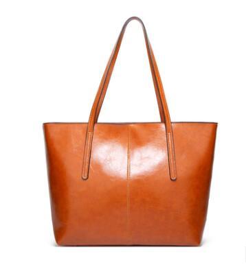 Designer-2019 new hot Crossbody Handbag Women's Shoulder Bag Golden Leather Bag 064