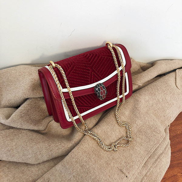 2019 Wide shoulder strap fashion Lady shoulder bag Wide shoulder strap Women Chain Messenger Bags xinyuebaobei/11