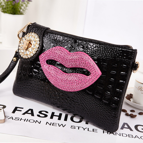 Lovely Lip Clutch Bags Women Removable Strap Shoulder Cross Body Bags with Alligator PU Leather Material