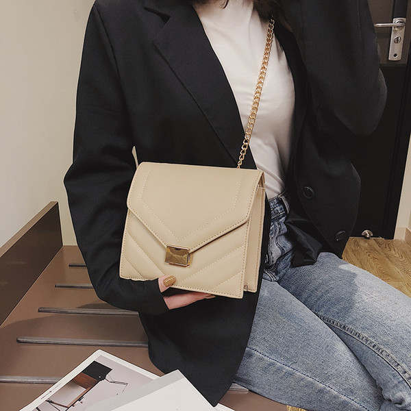 Chain small square bags New wave Korean version of the wild Messenger bag simple casual shoulder bag small square bag wholesale 020-1027