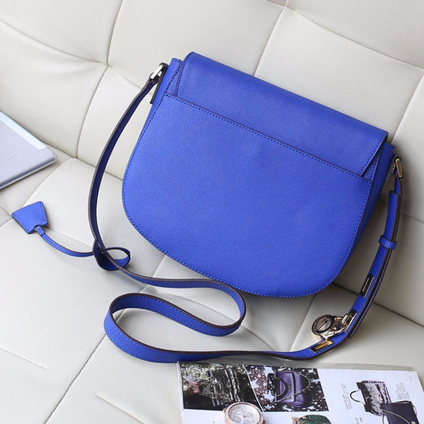 2018 new Free delivery perfect quality handbags for women Europe retro shoulder bag saddle bag lock bag