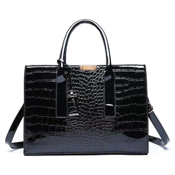 Wear-resistant simple elegant bag 2019 new crocodile pattern lady bag European and American fashion bag lady capacity Handbag Shoulder obliq