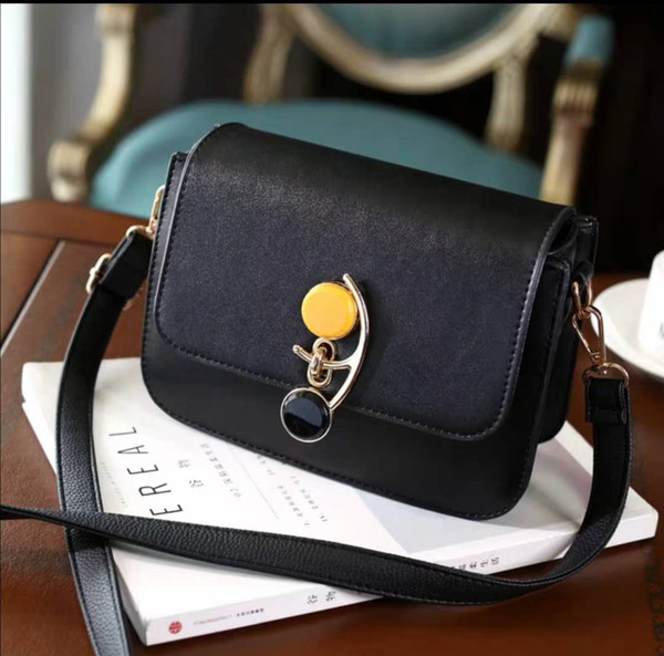 Autumn loading and unloading lady's new style with classic design, fashion, genuine oblique bag, leisure, pure color, single shoulder new st