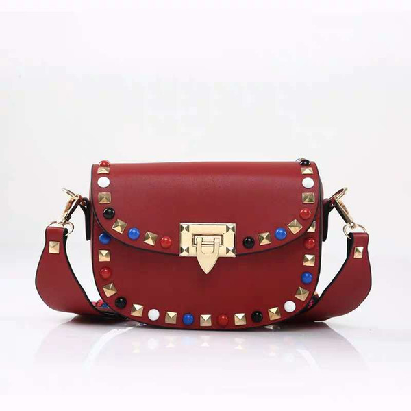 pring and Summer 2017 Women's Bag Korean Edition Tidal Rivet Small Square Bag Recreational Shoulder Crossing Wide Shoulder Belt Small Bag