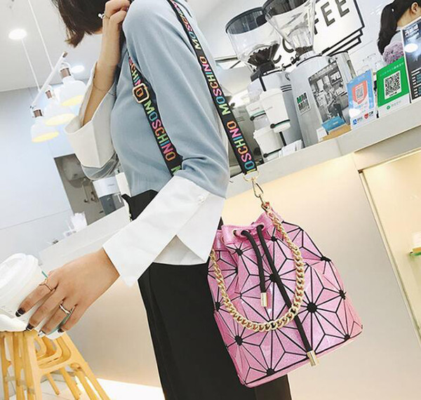 Famous Brand New Women Female Bag Geometric Handbags Plaid Chain Shoulder Crossbody bags Laser Drawstring BaoBao Diamond Bag Free Ship