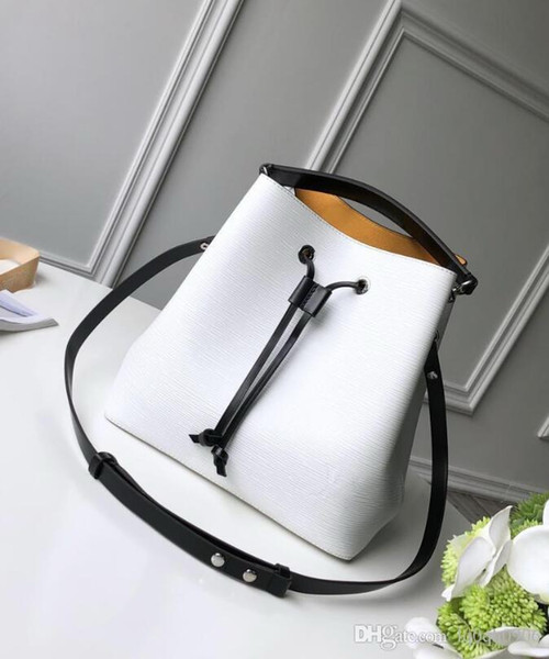 Top quality Lady trend designer clear bucket bag hardware metal Buckles women Drawstring beach hand bags