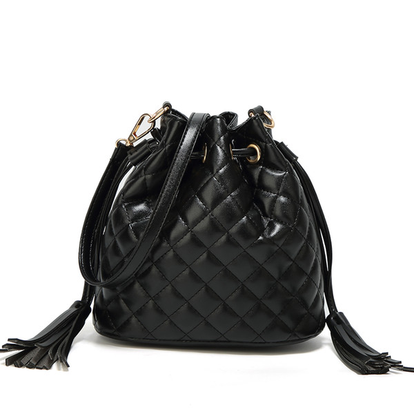 2020 New Aarrivals Fashion Bags 3 Colors Crossbody Bags Girls Tassel Drawstring Fashion Women PU Shoulder Bags