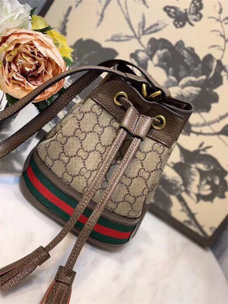 Mini bucket bag, advanced artificial canvas material, exquisite workmanship, retro design