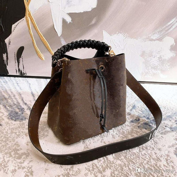 Presbyopic Female Bag 2020 New Soft Leather Bucket Fashion Hand The Bill Of Lading Shoulder Handbag Messenger Bags Girls Women