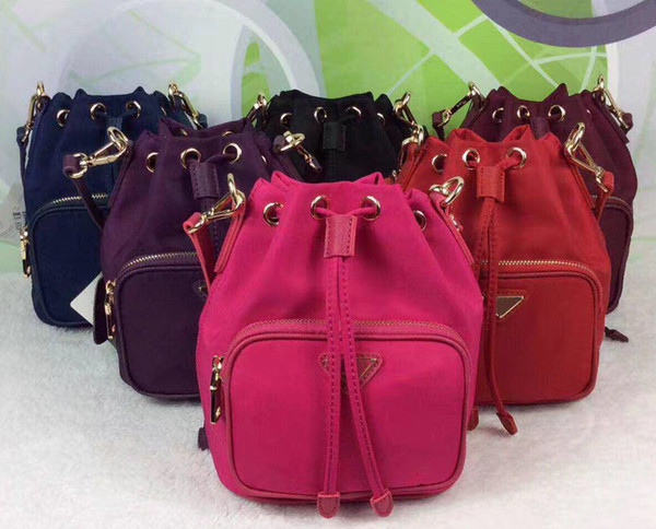 2019Excellent Quality new waterproof Canvas Drawstring lady messenger bag phone purse fashion satchel chain shoulder bag handbag wholesale