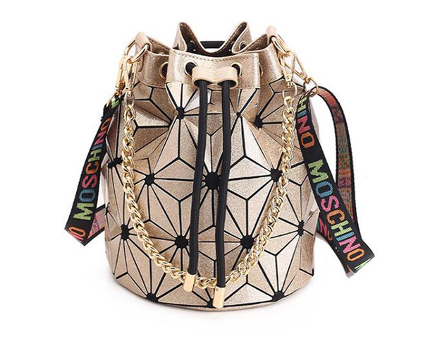 Famous Brand Women Female Bag Geometric Handbags Plaid Chain Shoulder Crossbody bags Laser Drawstring BaoBao Diamond Bag Drop Shipping