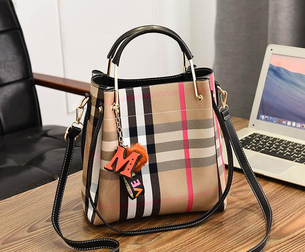 New Hot Sale Fashion Handbags Women's bags Handbags Wallets woman Leather Bag Ladies Single shoulder bag